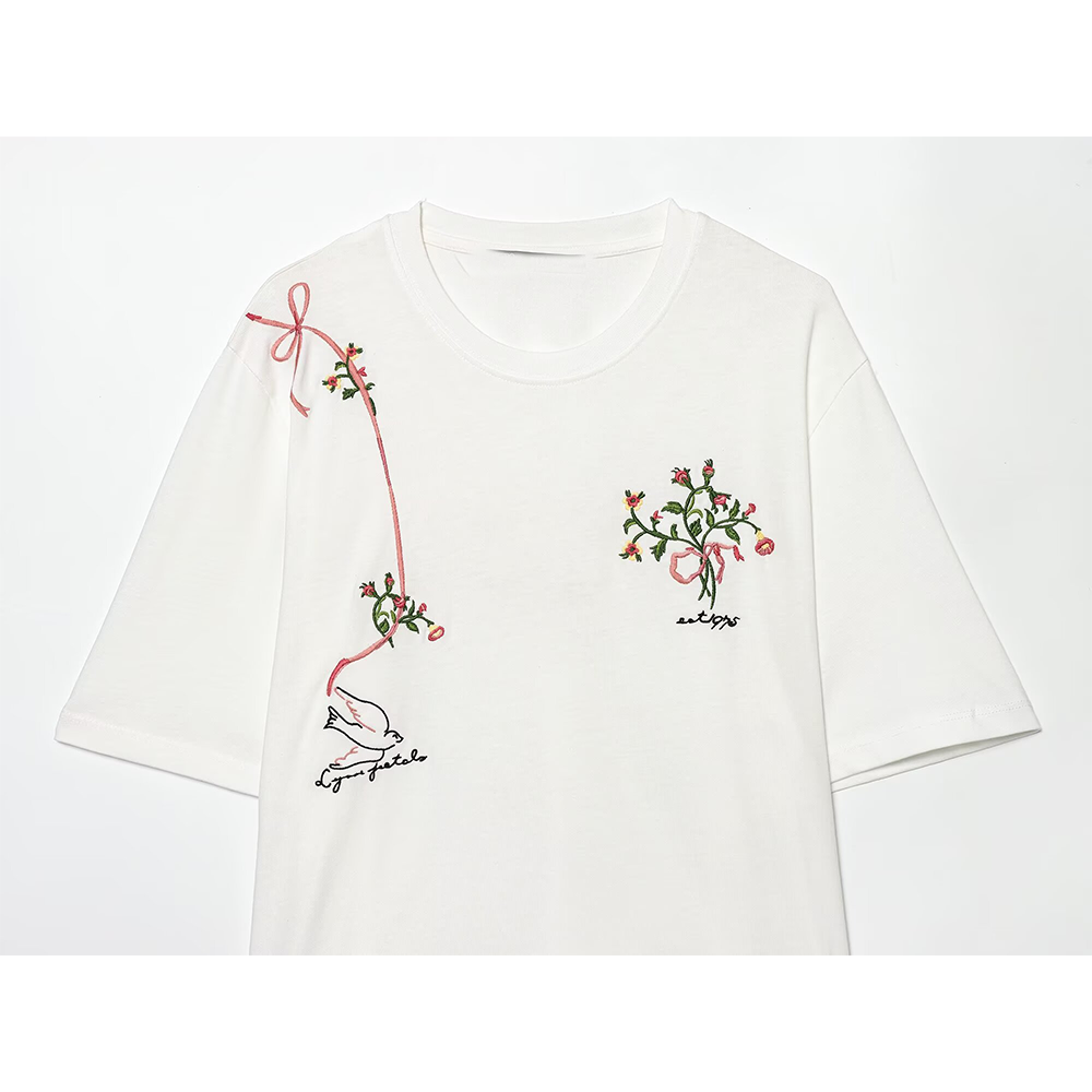 Women's Comfortable O Neck Embroidered Flower T-shirt