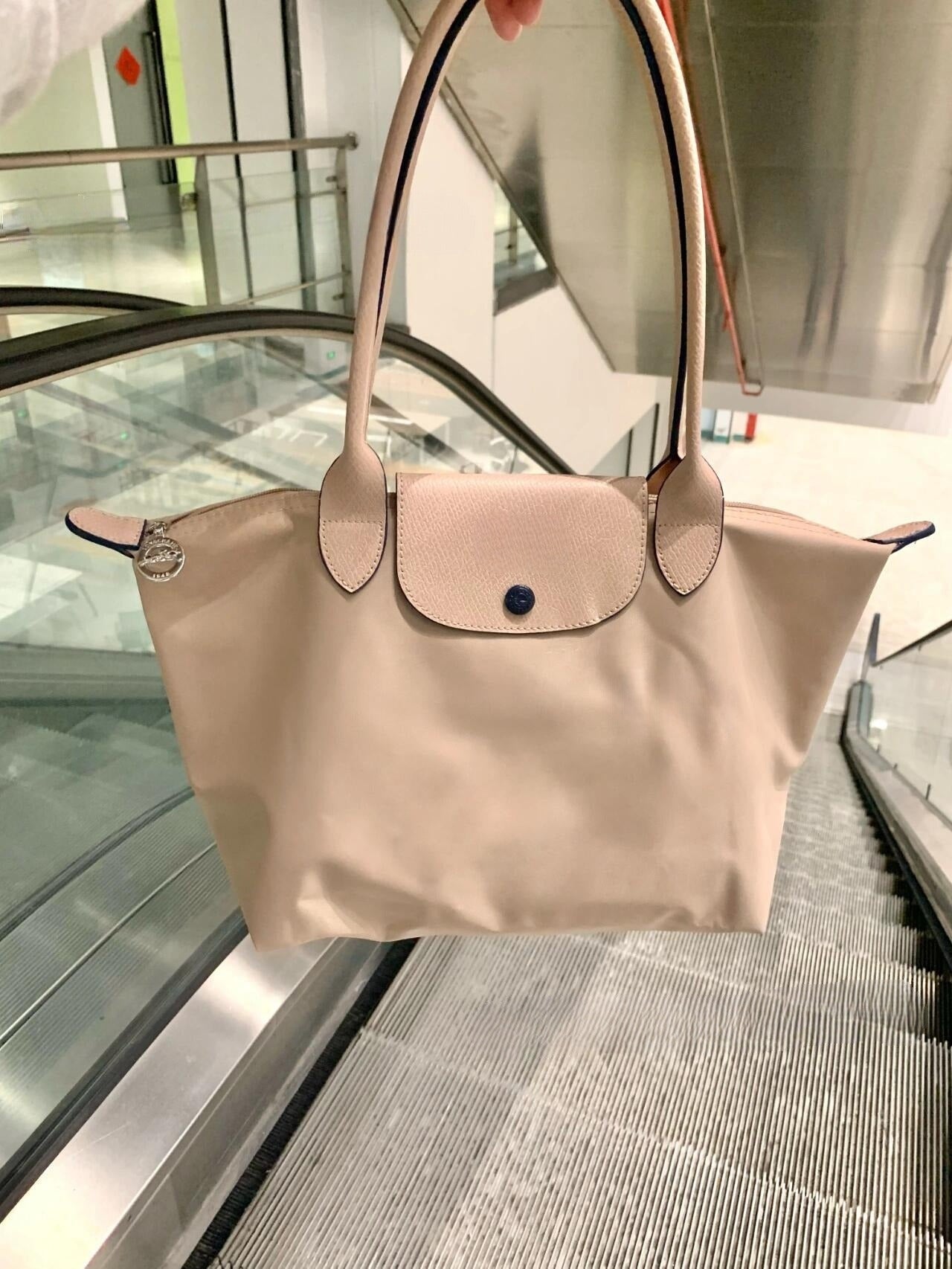 #576 Women's New Joker Nylon Jiaozi Handbag Embroidered Large Tote Waterproof Folding Shoulder Bag.