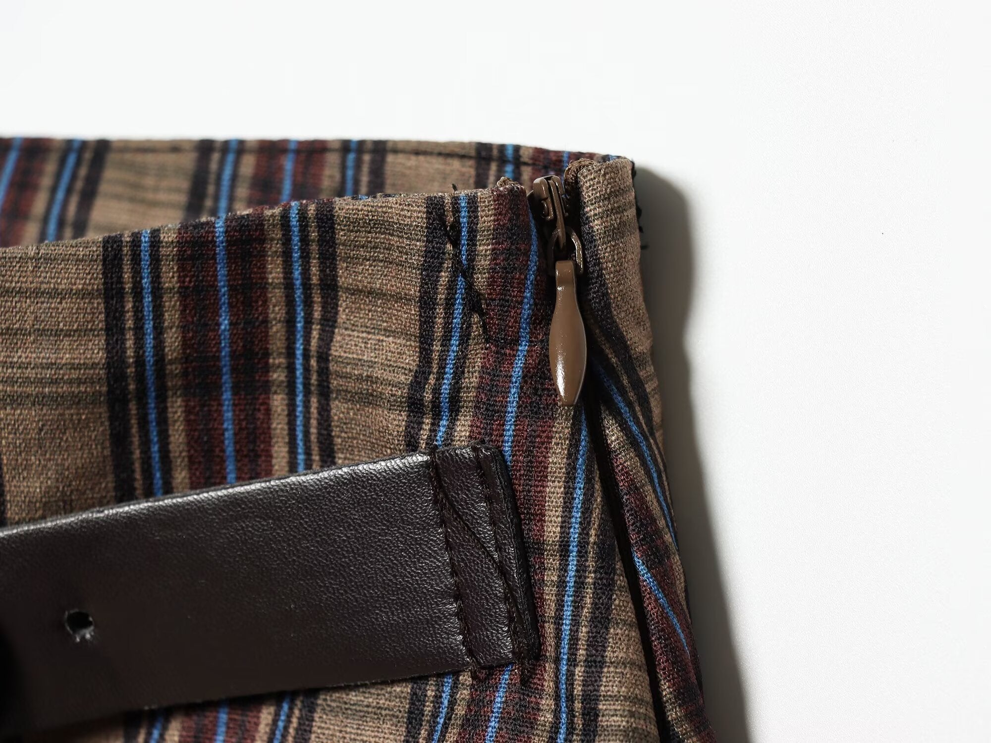 Women's straps decorative casual plaid mini skirt