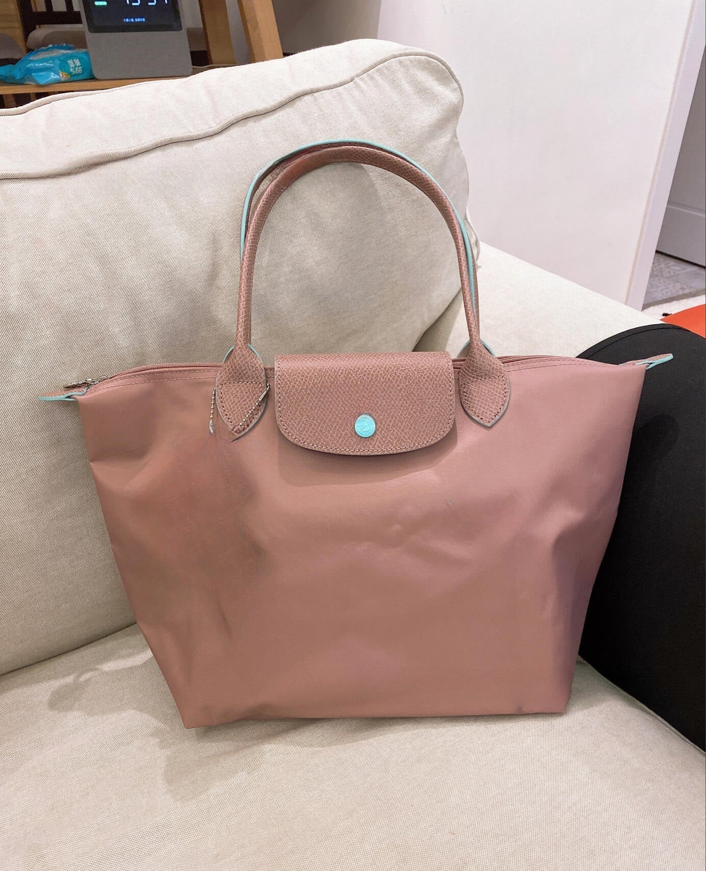 #576 Women's New Joker Nylon Jiaozi Handbag Embroidered Large Tote Waterproof Folding Shoulder Bag.